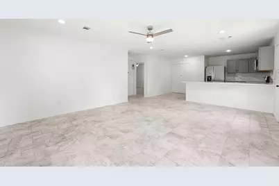 136 Erie Street, Mabank, TX 75156 - Photo 5