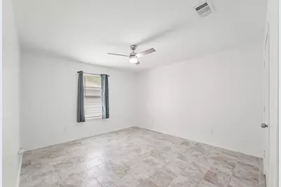 136 Erie Street, Mabank, TX 75156 - Photo 9