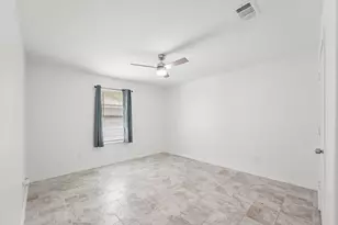 136 Erie St, Mabank, TX 75156 - Photo 9