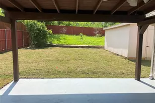 9421 Vista, Irving, TX 75063 - Photo 37