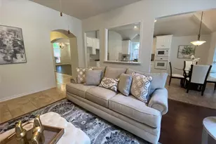 9421 Vista, Irving, TX 75063 - Photo 17
