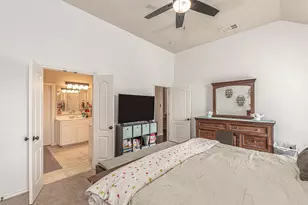 5724 Table Rock Dr, Fort Worth, TX 76131 - Photo 17