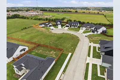 585 Highview Court, Godley, TX 76044 - Photo 7