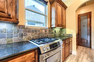8009 Canyon Oak Dr, North Richland Hills, TX 76182 - Photo 19