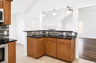 2811 Ravens Ct, Arlington, TX 76001 - Photo 9