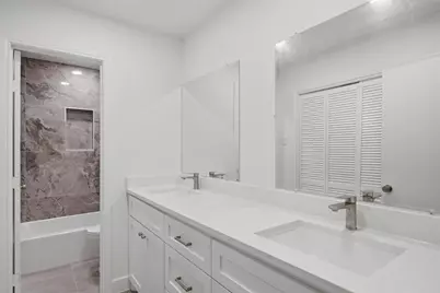7515 Meadow Oaks Drive, Dallas, TX 75230 - Photo 13