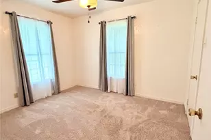2615 Balch Springs Rd, Balch Springs, TX 75180 - Photo 9