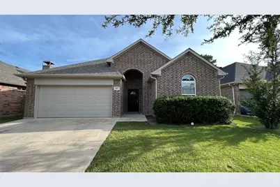 517 Highpark Court, Lake Dallas, TX 75065 - Photo 1