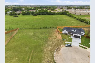 593 Highview Court, Godley, TX 76044 - Photo 7