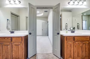 6021 Deerfield Ln, Midlothian, TX 76065 - Photo 17