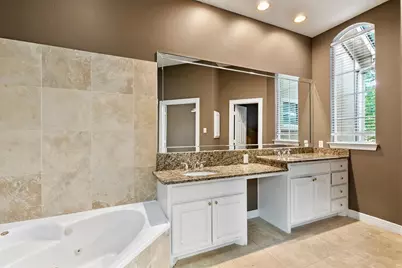 4106 Oberlin Way, Addison, TX 75001 - Photo 11