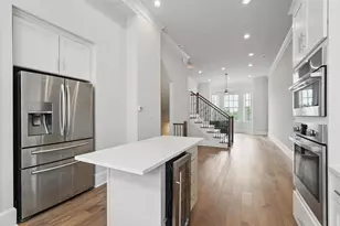 4627 Warwood Ln, Dallas, TX 75219 - Photo 7