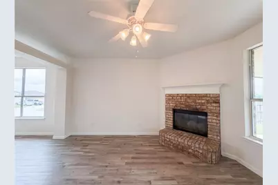 10001 Blue Bell Drive, Fort Worth, TX 76108 - Photo 5
