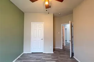 10001 Blue Bell Dr, Fort Worth, TX 76108 - Photo 17