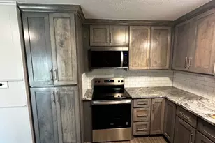 829 N Charlotte Ave, Stephenville, TX 76401 - Photo 5