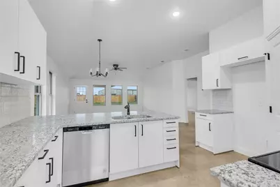 1334 Wyatt Street, Waxahachie, TX 75165 - Photo 9