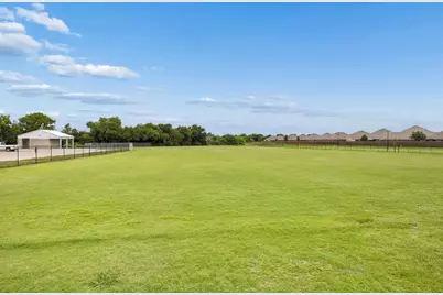638 Hazeltine Road, Red Oak, TX 75154 - Photo 27