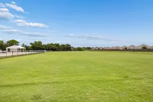 638 Hazeltine Rd, Red Oak, TX 75154 - Photo 27