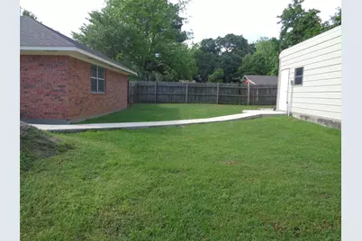 300 Church Street, Collinsville, TX 76233 - Photo 21