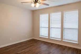 728 Cory St, Grapevine, TX 76051 - Photo 7