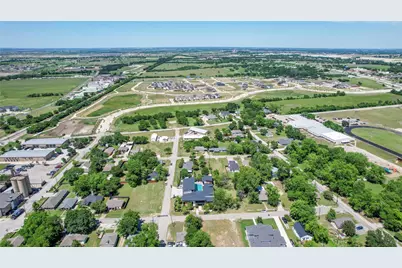 312 E Beech Street, Celina, TX 75009 - Photo 13