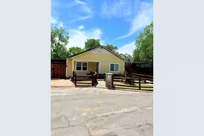 3028 Carnation Avenue, Fort Worth, TX 76111 - Photo 1