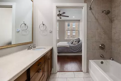 411 W 7th Street #806, Fort Worth, TX 76102 - Photo 19