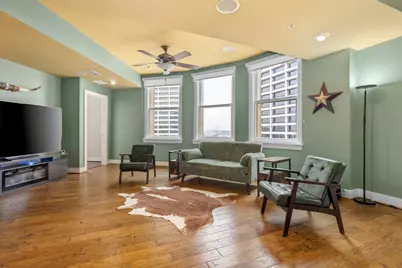 411 W 7th Street #806, Fort Worth, TX 76102 - Photo 9