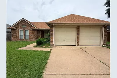4806 Shadyway Drive, Arlington, TX 76018 - Photo 1