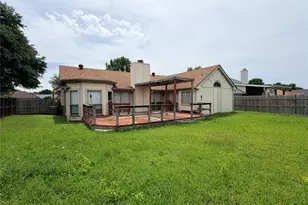 4806 Shadyway Dr, Arlington, TX 76018 - Photo 13