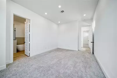 8107 Calhoun Road, Houston, TX 77033 - Photo 7