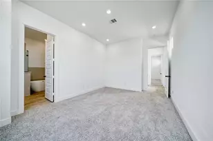 8107 Calhoun Rd, Houston, TX 77033 - Photo 7