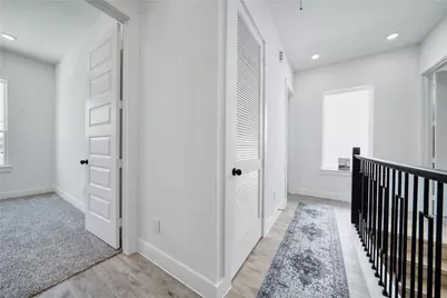8107 Calhoun Road, Houston, TX 77033 - Photo 17