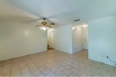 10431 Kinslow Drive, Dallas, TX 75217 - Photo 5