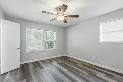1508 Grantland Circle, Fort Worth, TX 76112 - Photo 13