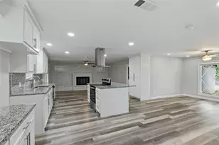 1508 Grantland Cir, Fort Worth, TX 76112 - Photo 7