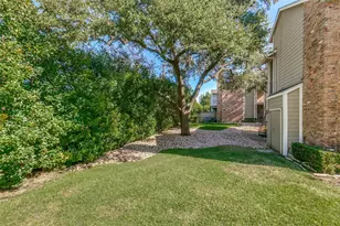 8600 Coppertowne Ln, Dallas, TX 75243 - Photo 23