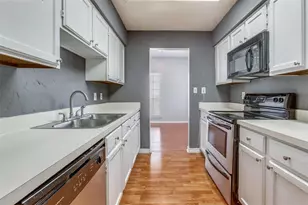 8600 Coppertowne Ln, Dallas, TX 75243 - Photo 9