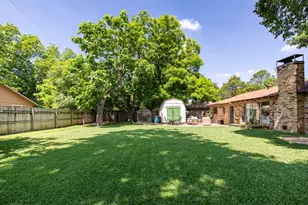 617 Woodside Dr, Hurst, TX 76053 - Photo 27