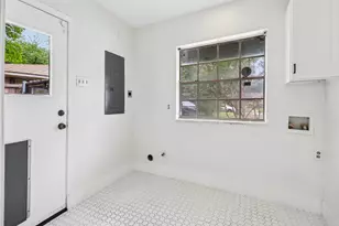 10255 Timber Trail Dr, Dallas, TX 75229 - Photo 15