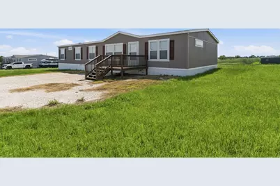 303 Mesa Ridge, Decatur, TX 76234 - Photo 1