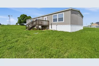 303 Mesa Ridge, Decatur, TX 76234 - Photo 9