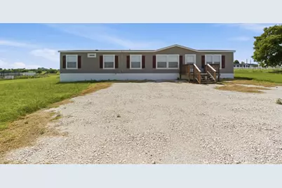 303 Mesa Ridge, Decatur, TX 76234 - Photo 3