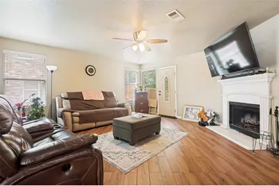 727 Lentisco Drive, Lancaster, TX 75146 - Photo 3