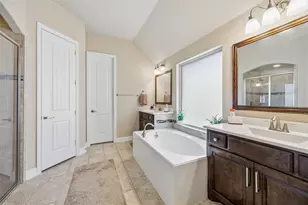 804 Duckett Dr, Euless, TX 76039 - Photo 13