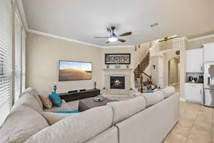 804 Duckett Dr, Euless, TX 76039 - Photo 5