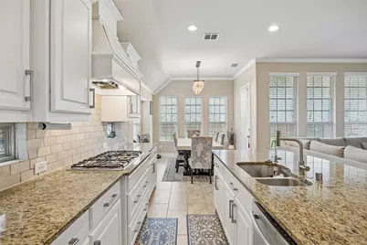 804 Duckett Drive, Euless, TX 76039 - Photo 9