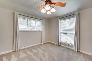 947 Rock Canyon Dr, Duncanville, TX 75137 - Photo 23