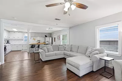 208 W Couts Street, Weatherford, TX 76086 - Photo 13