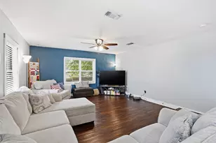 208 W Couts St, Weatherford, TX 76086 - Photo 11